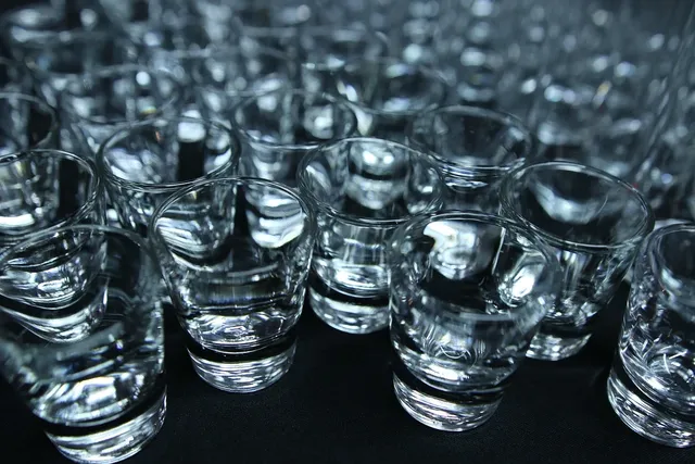 demo glass